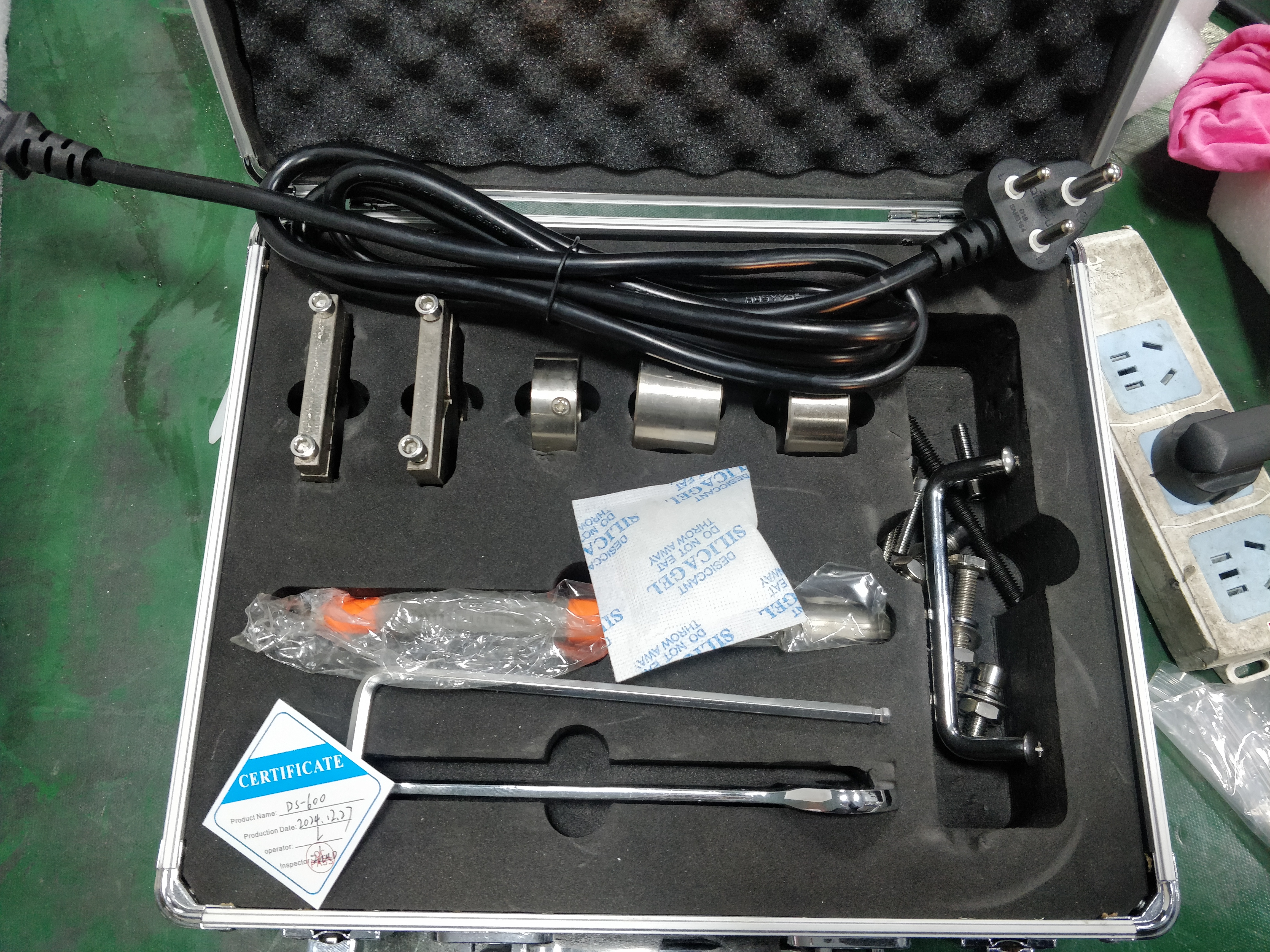 metalurjik hassasiyet kesme makinesi