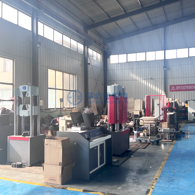 Bilgisayarlı Servo Hidrolik Evrensel Test Makinesi 300kn - 2000kn