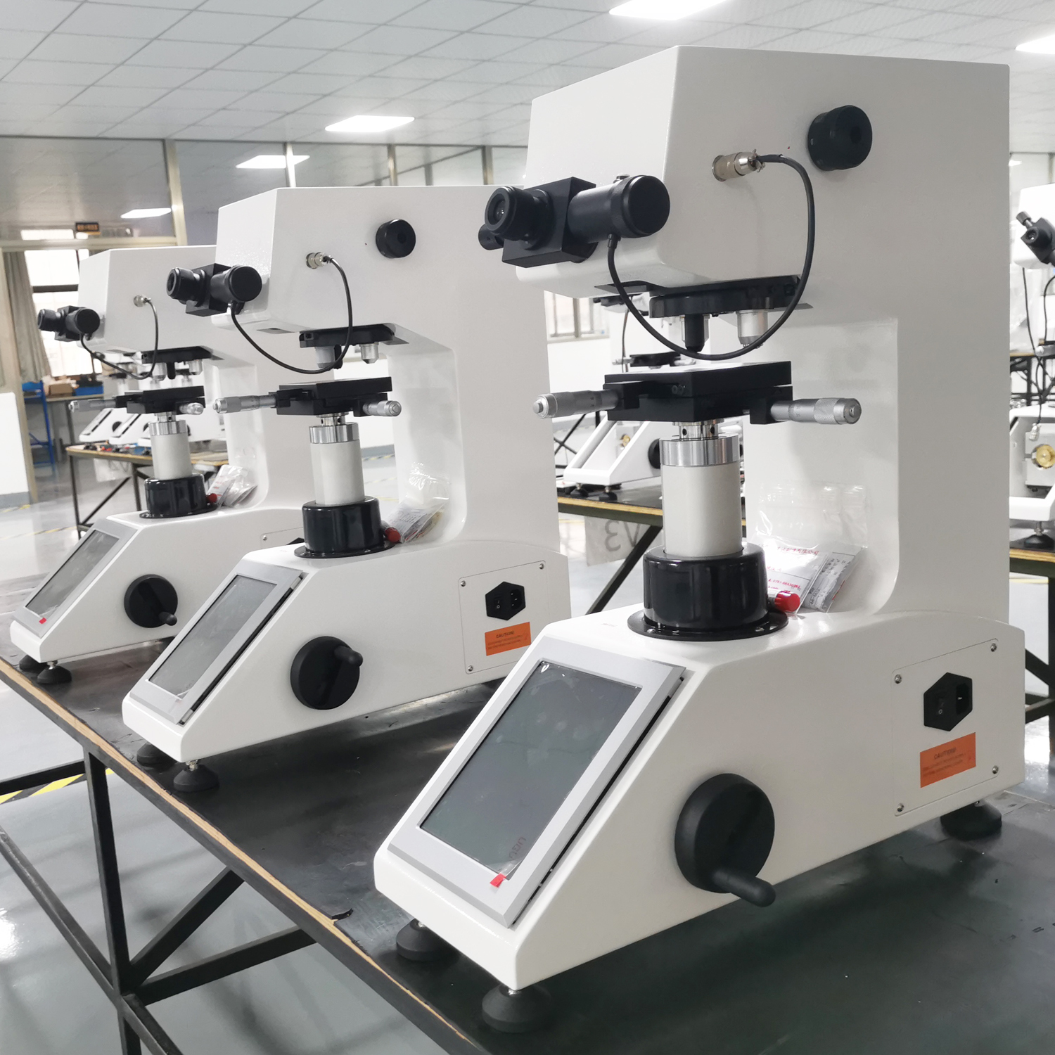 mikro sertlik test cihazı