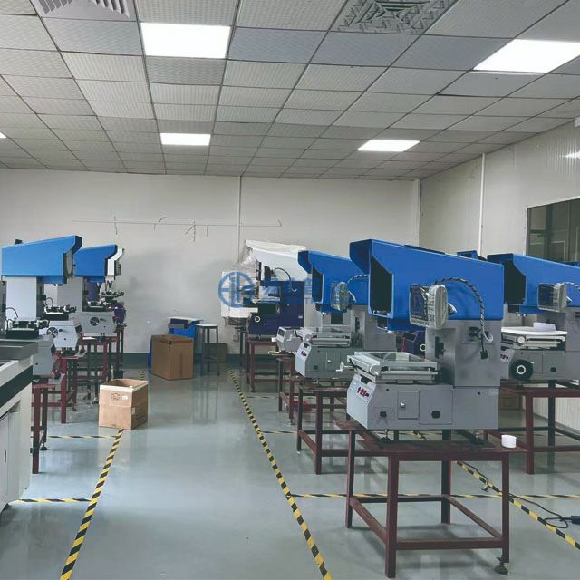 Dijital Okumalı Dikey Optik Karşılaştırma Makinesi Profil Projektörü EYP-150 / 200 / 250